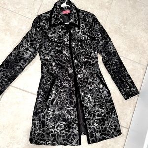 Stylish Woman Pea Coat black and gray